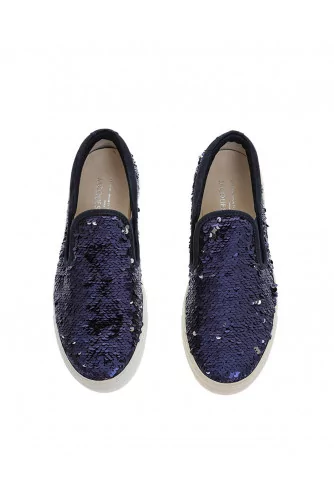 Slip-on shoes made of sequins
