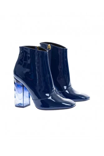 Patent leather low boots with plexi heel 85