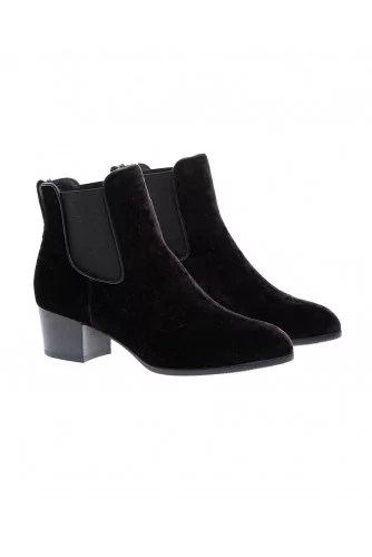 Velvet low boots with elastic straps on sides