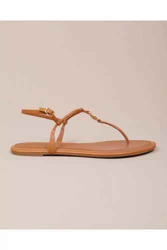 Emmy - Leather toe thong sandals with gold logo