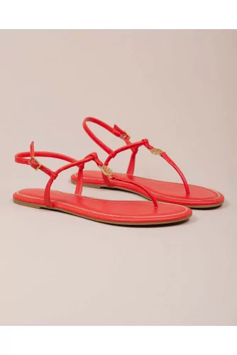 Emmy - Leather toe thong sandals with gold logo