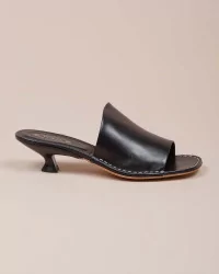 Calf leather mules with large band 45
