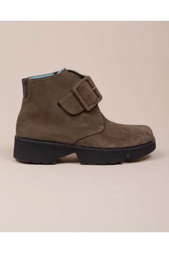 Derby boot en croûte de cuir avec boucle