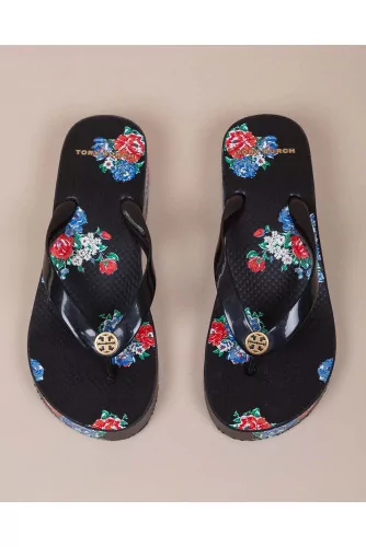 Flip Flop with platform heel and decorative flowers 45