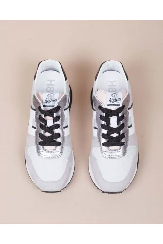 383 - Two-tone outer sole sneakers 40
