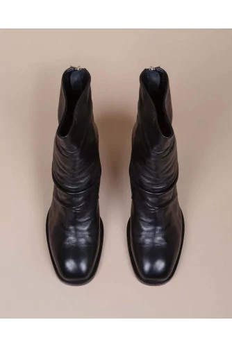 Leather boots with zipper on the back 55