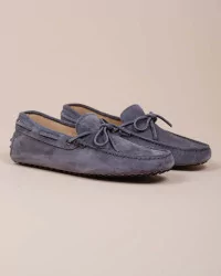 Natural leather moccasins with decoratives shoelaces