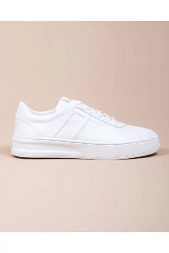 New Cassetta - Nappa sneakers with embossed T 30