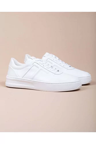 New Cassetta - Nappa sneakers with embossed T 30