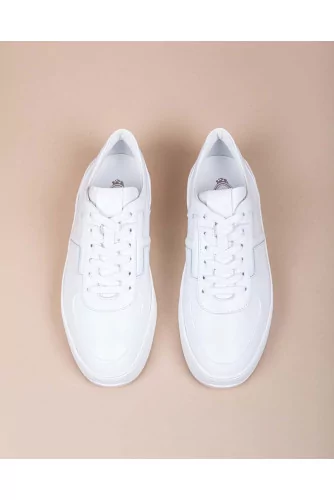 New Cassetta - Nappa sneakers with embossed T 30