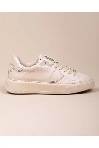 Temple - Leather sneakers with metal plate on shoelaces