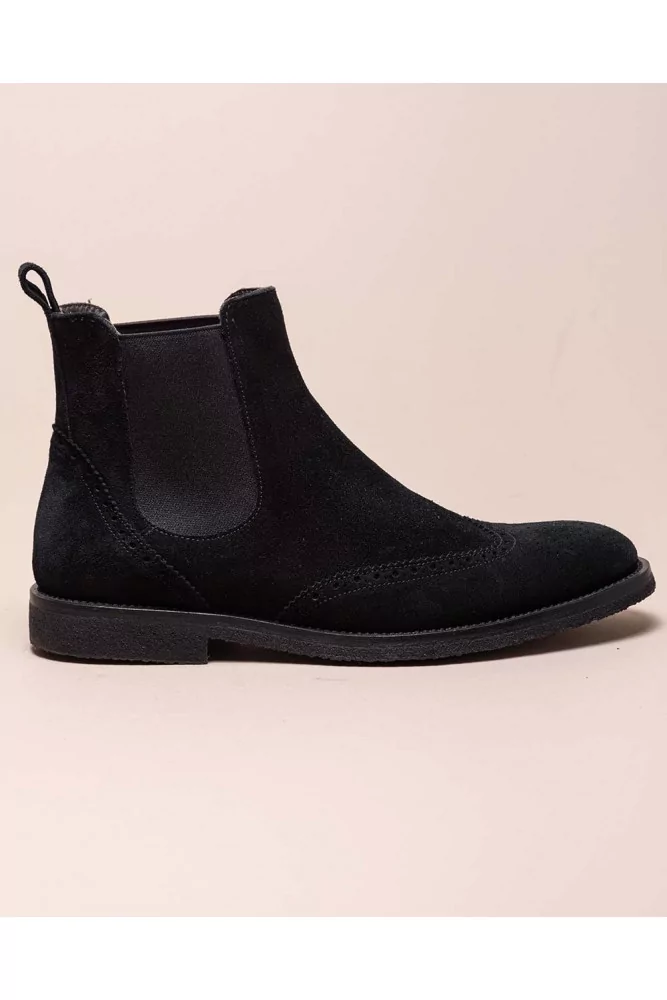Boots in split leather with elastic straps