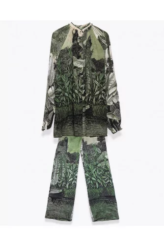 Crepe and silk outfit with jungle print