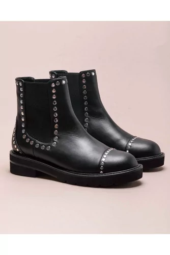 Frankie - Leather low boots with flat nails 35