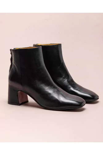 Bottines en cuir avec fermeture éclair 60