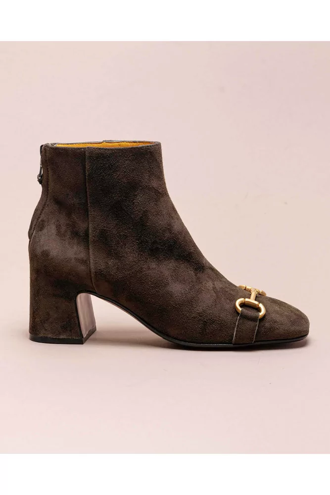 Suede low boots with metallic bit 60