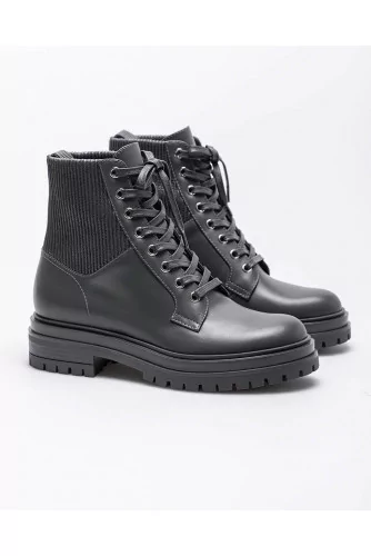 Leather low boots with rounded tip 30