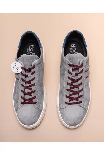 Essentiel - Suede sneakers with stylish H 45