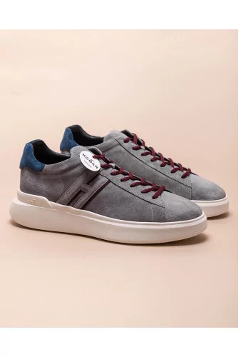 Essentiel - Suede sneakers with stylish H 45