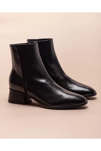 Leather low boots with round toe 45