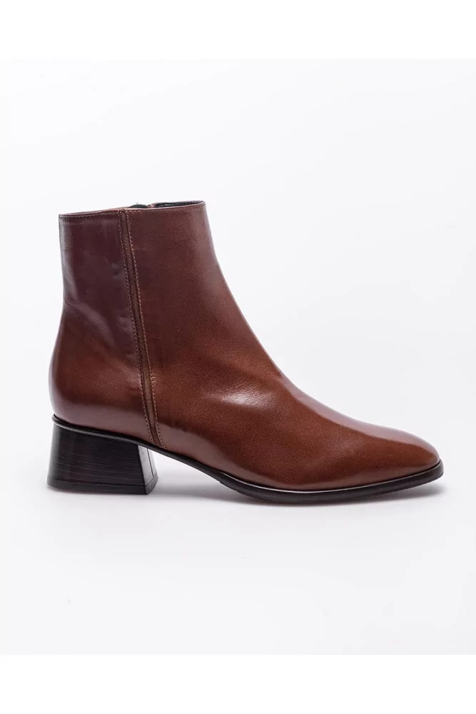 Leather low boots with round toe 45