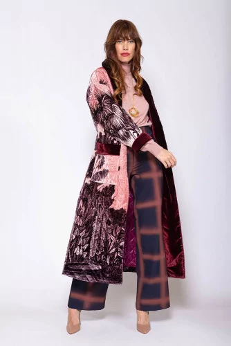 Quilted viscose and silk coat with belt