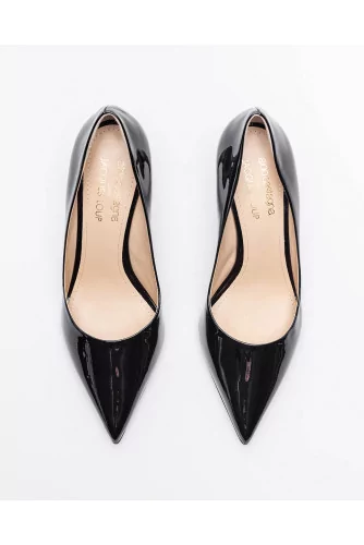 Patent leather pumps 80