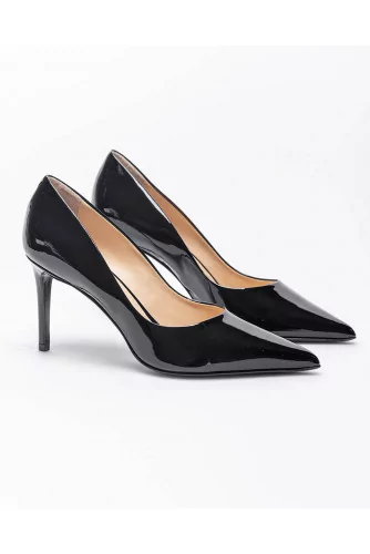 Patent leather pumps 80