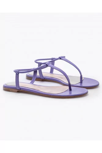 Flat nappa leather toe thong sandals with elastic ankle bracelet