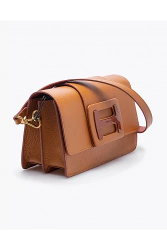 Grained leather bag with flap