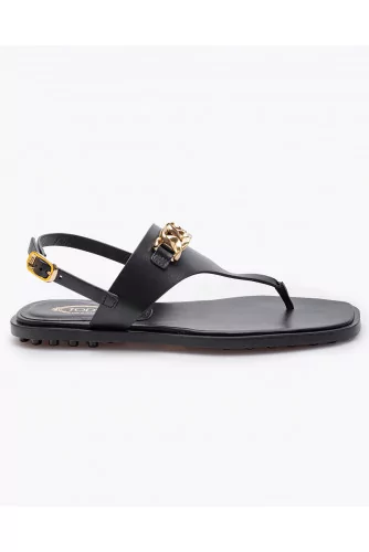 Leather toe-tong sandals with links