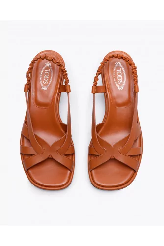 Leather sandals with flat straps 50