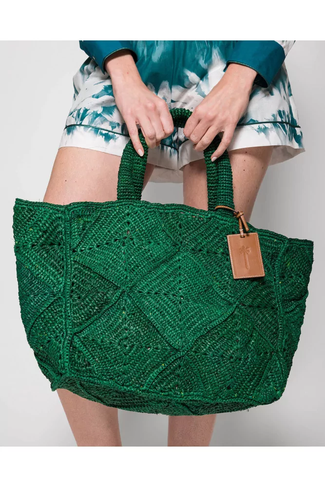 Sac cabas en raphia tressé avec design losanges