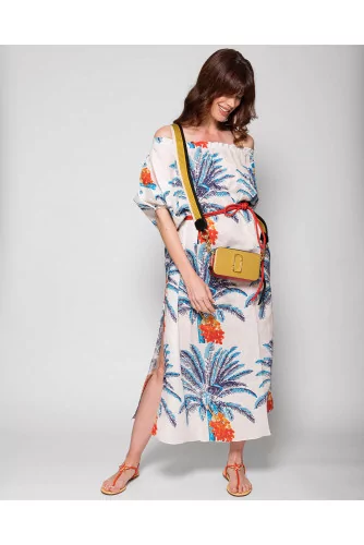 Linen dress with elastic neckline and palm print