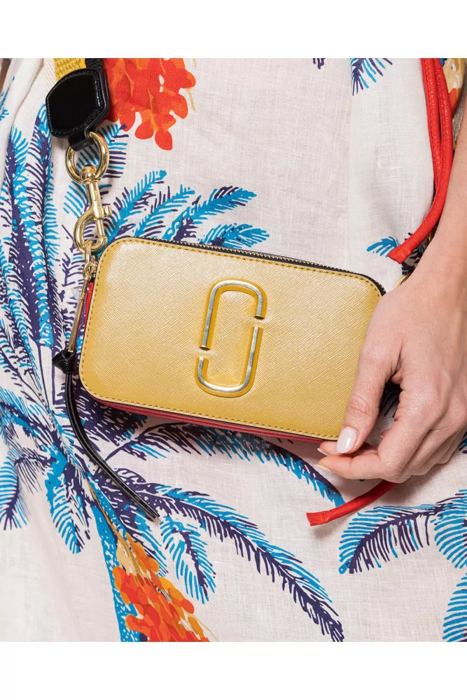 6 Ways To Style The Marc Jacobs Snapshot Bag