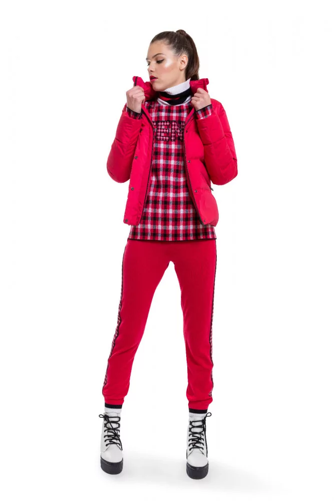 Blouson Fendi rouge avec broche Karlito 38 rouge