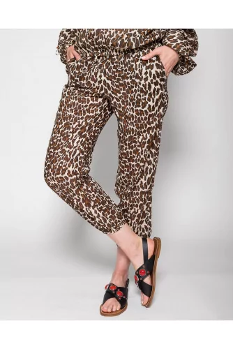 Cotton veil top and trousers with leopard print