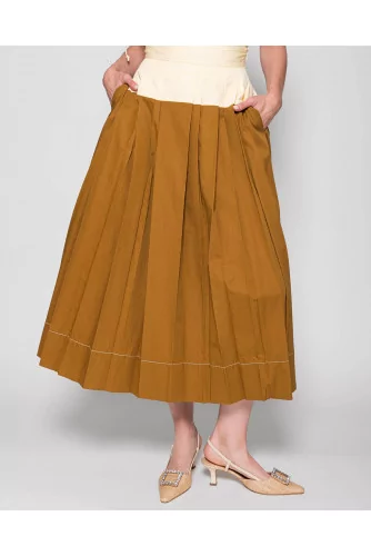 Two-tone flared pleated skirt in poplin cotton