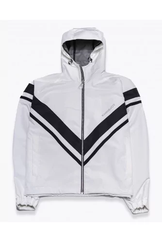 Oversized nylon jacket with V design