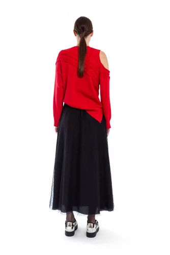 Pull Miharayasuhiro rouge manches longues avec une épaule ouverte pour femme