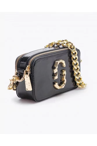 Snapshot - Rectangular patent leather bag with metal logo