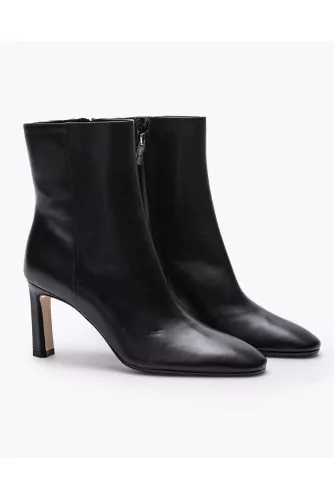 Leather low boots with zipper 80