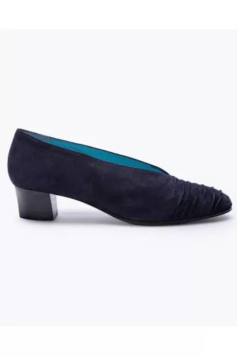 Drapes suede pumps 40