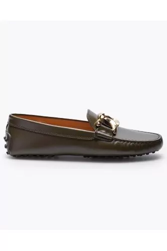 Gommino - Leather moccasins with decorative link chain