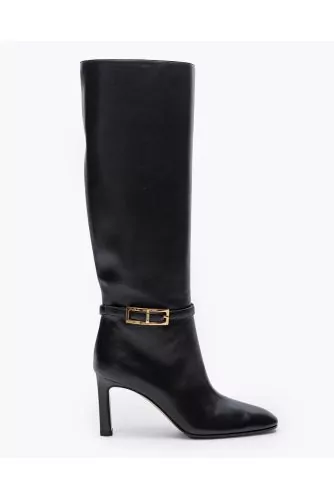 Bottes à talons en cuir avec boucle décorative 80