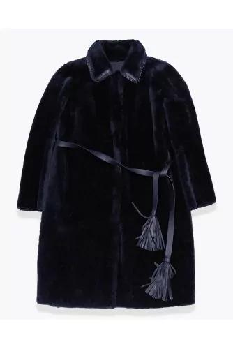 Reversible merinillo coat with leather crochet collar