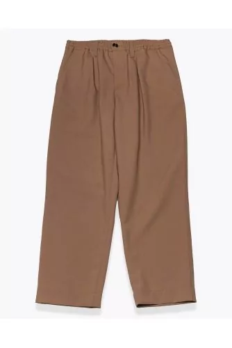 Wool trousers with darts and elastic waist