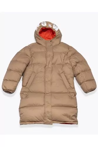 Long-sleeved puffy jacket with hood