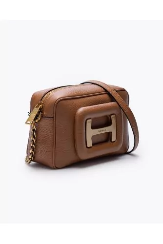 Camera Bag - Grained leather shoulder bag with H logo