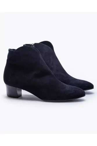Suede and stretch boots with zipper 35